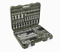 Набор инструментов ДЕЛО ТЕХНИКИ 620851 универсальный, 1/2", 1/4", 3/8", 151 предмет