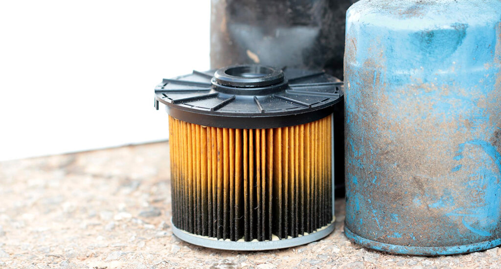 Зачем нужно менять фильтры в автомобиле
