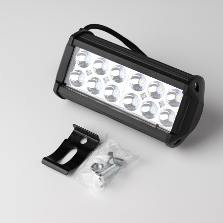 Фонарь диодный прямоугольный ходовой 36W 12-80V. (EL035) LUNARIS